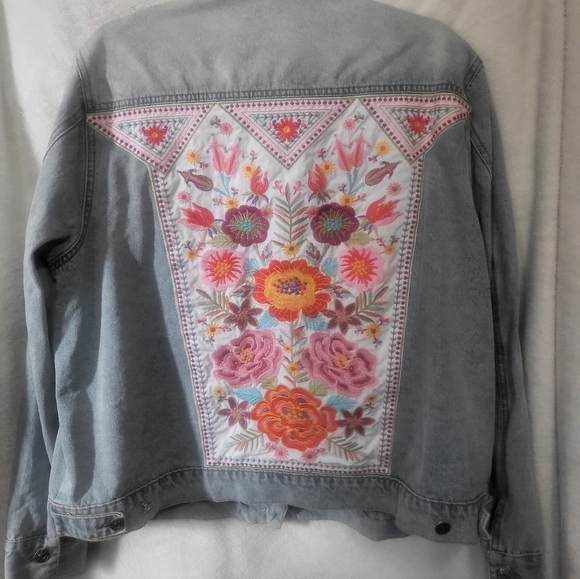 Embroidered Denim Jacket QVC-Laurie Felt Floral Back Detail Jean Jacket Size 1X - Picture 2 of 7